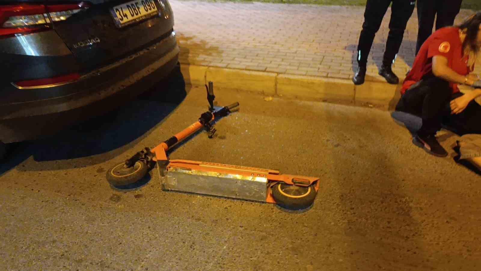 Yaya geçidinde scooter ile motosiklet çarpıştı: 3 yaralı
