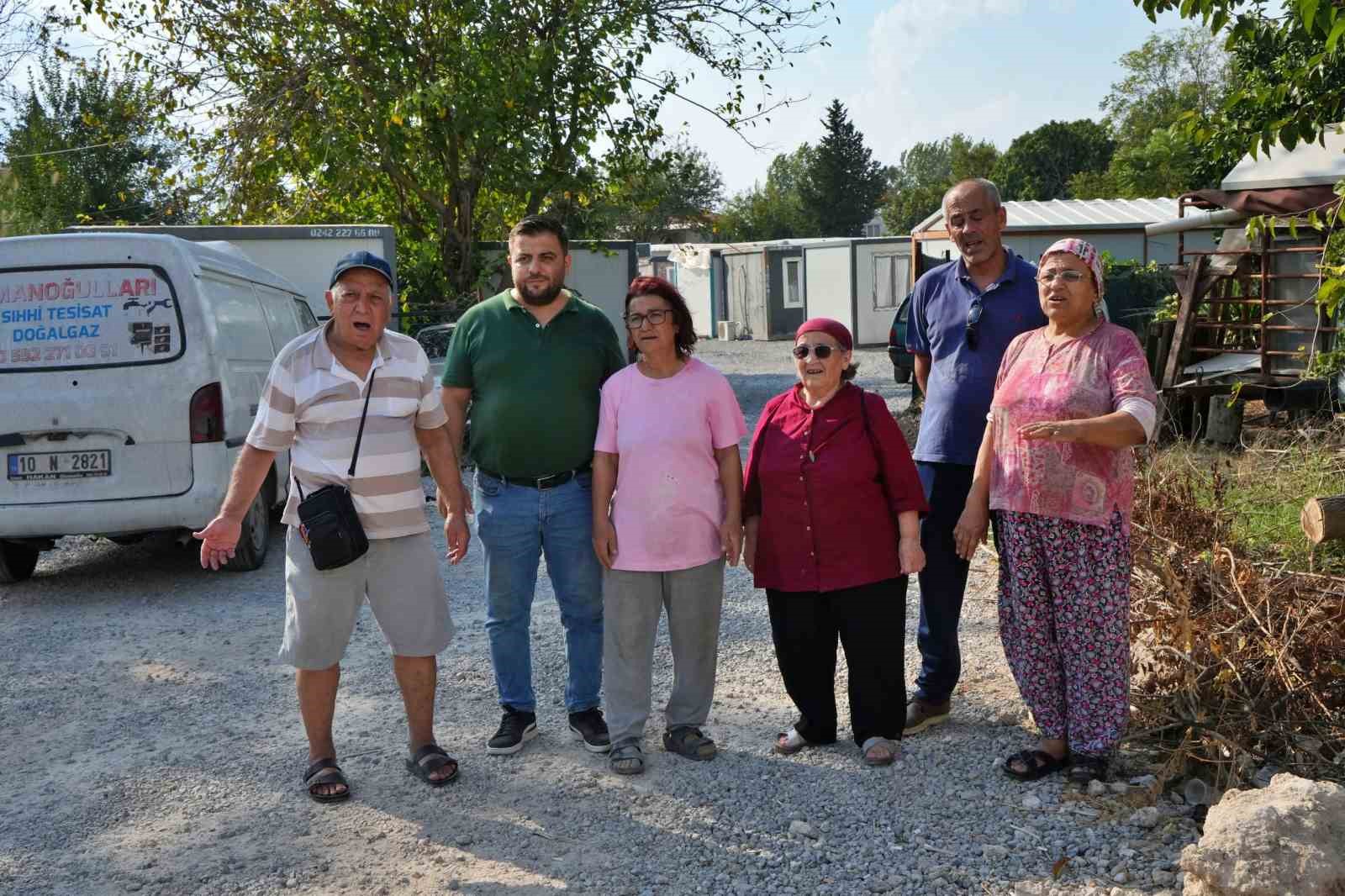 Antalya’da çok hisseli araziye konulan konteynerlerdeki jeneratör sesleri mahalleliyi çileden çıkardı