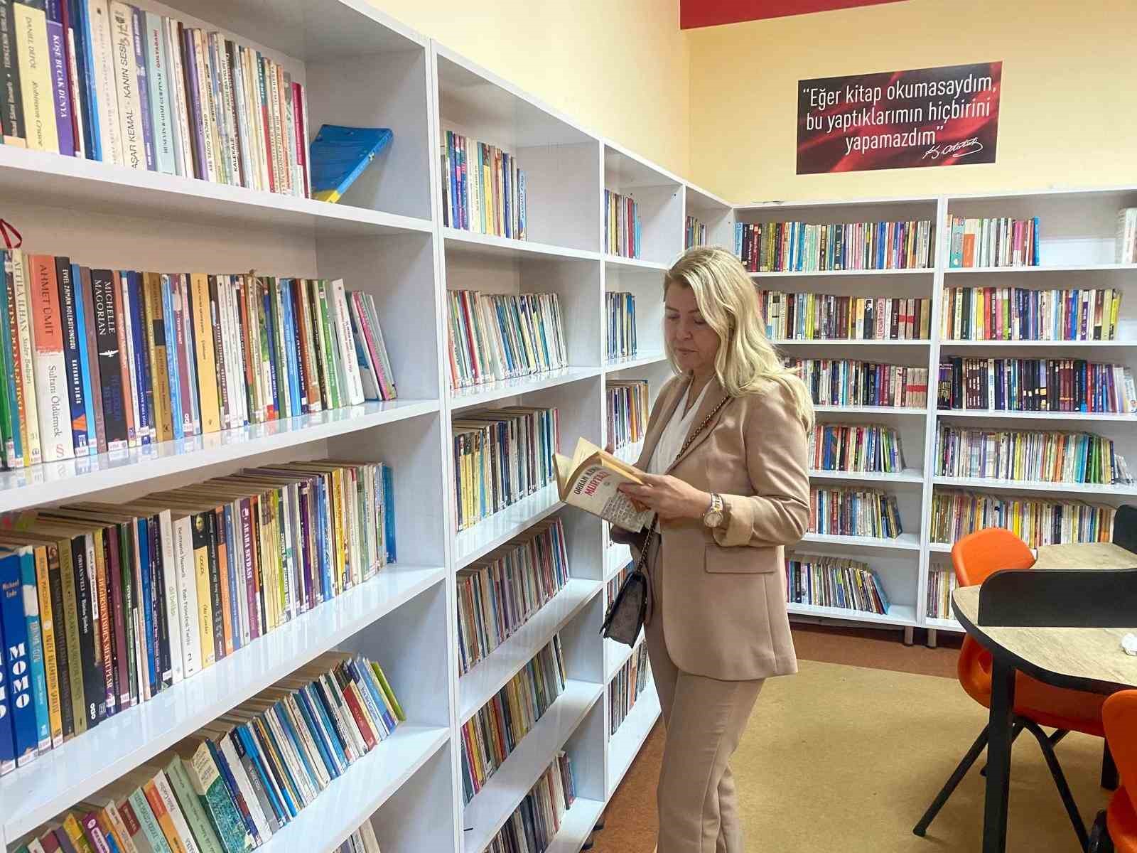 Şehidin adı k&uuml;t&uuml;phanede yaşatılacak
