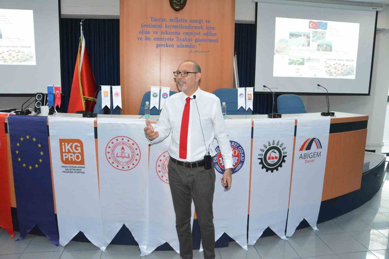 Meslek lisesi &ouml;ğretmenleri yeni iş modellerini &ouml;ğrendi
