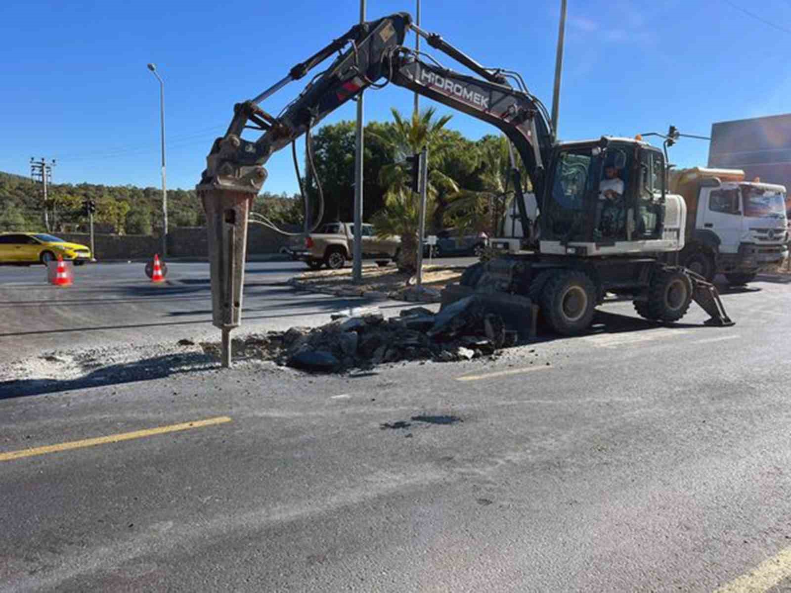 Sürekli patlayan Bodrum’un ana içme suyu hatlarında yenileme başladı
