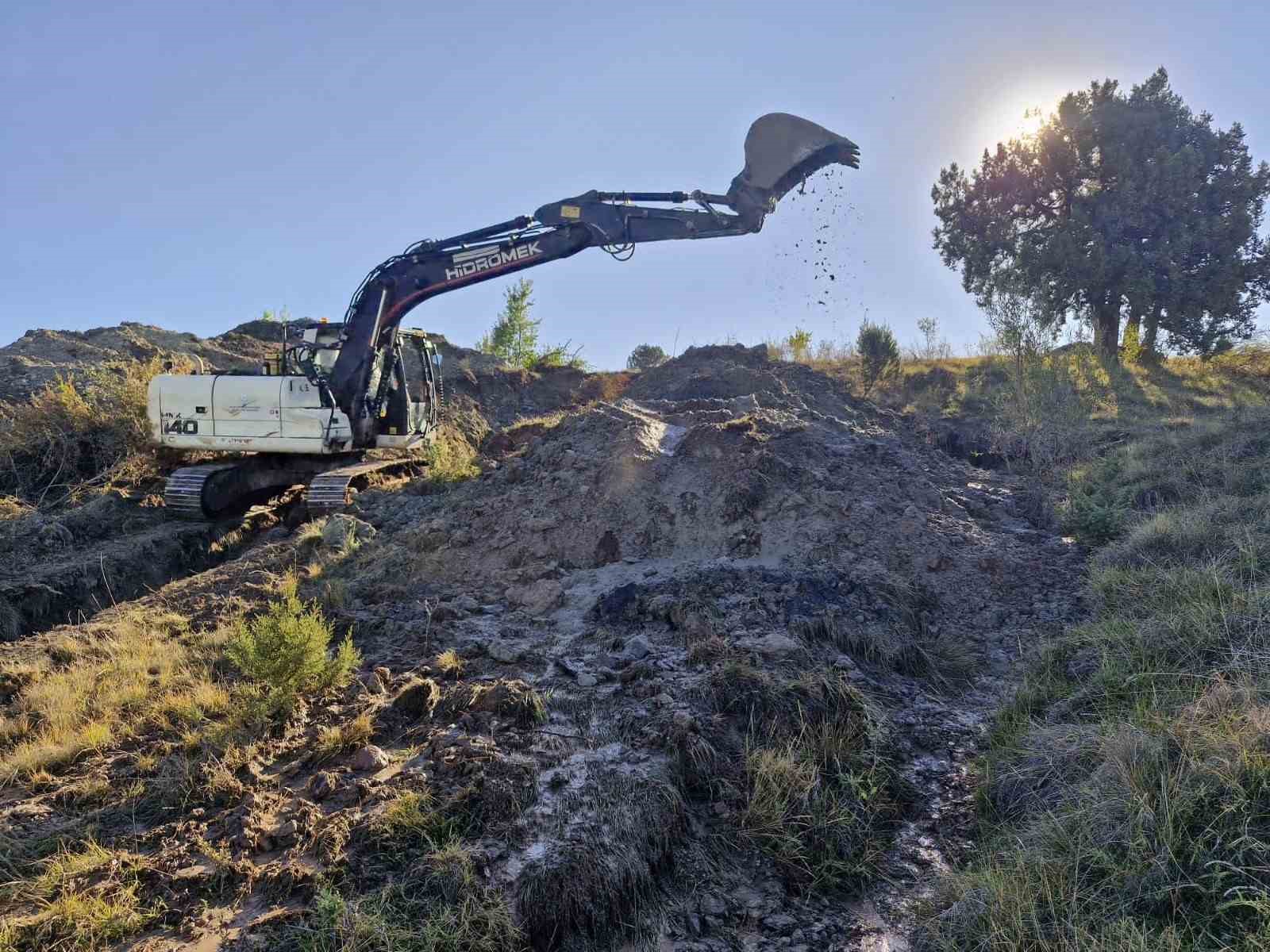 Başkan Aras söz verdi, Seydikemer Çobanisa’da su sıkıntısı ortadan kalktı