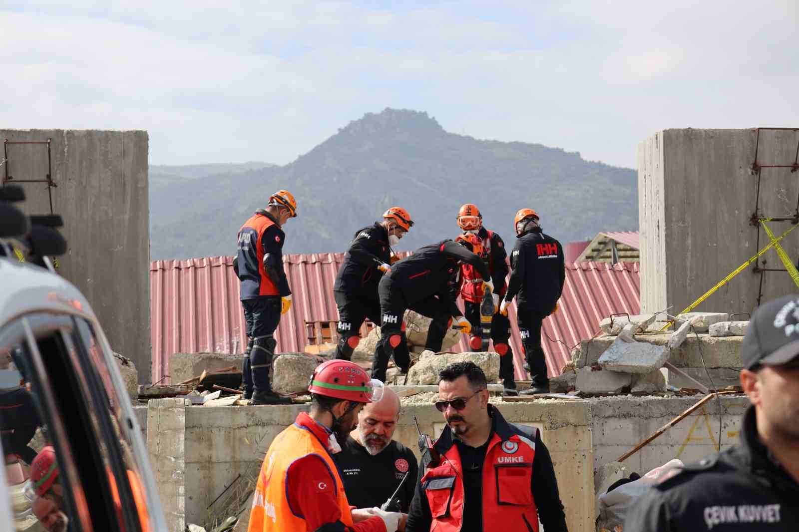 Afyonkarahisar’da gerçeği aratmayan tatbikat
