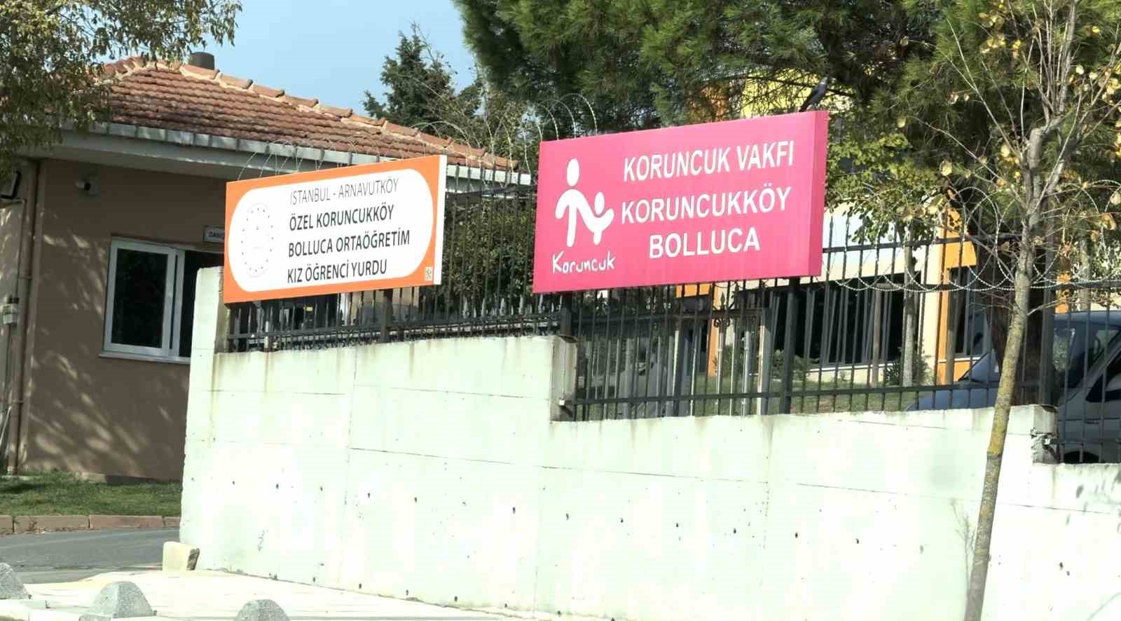 Arnavutköy’de yatılı okulda 14 kişi yemekten zehirlendi
