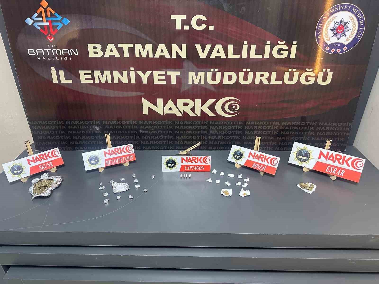 Batman ve Ankara’da torbacılara eş zamanlı şafak operasyonu: 8 tutuklama
