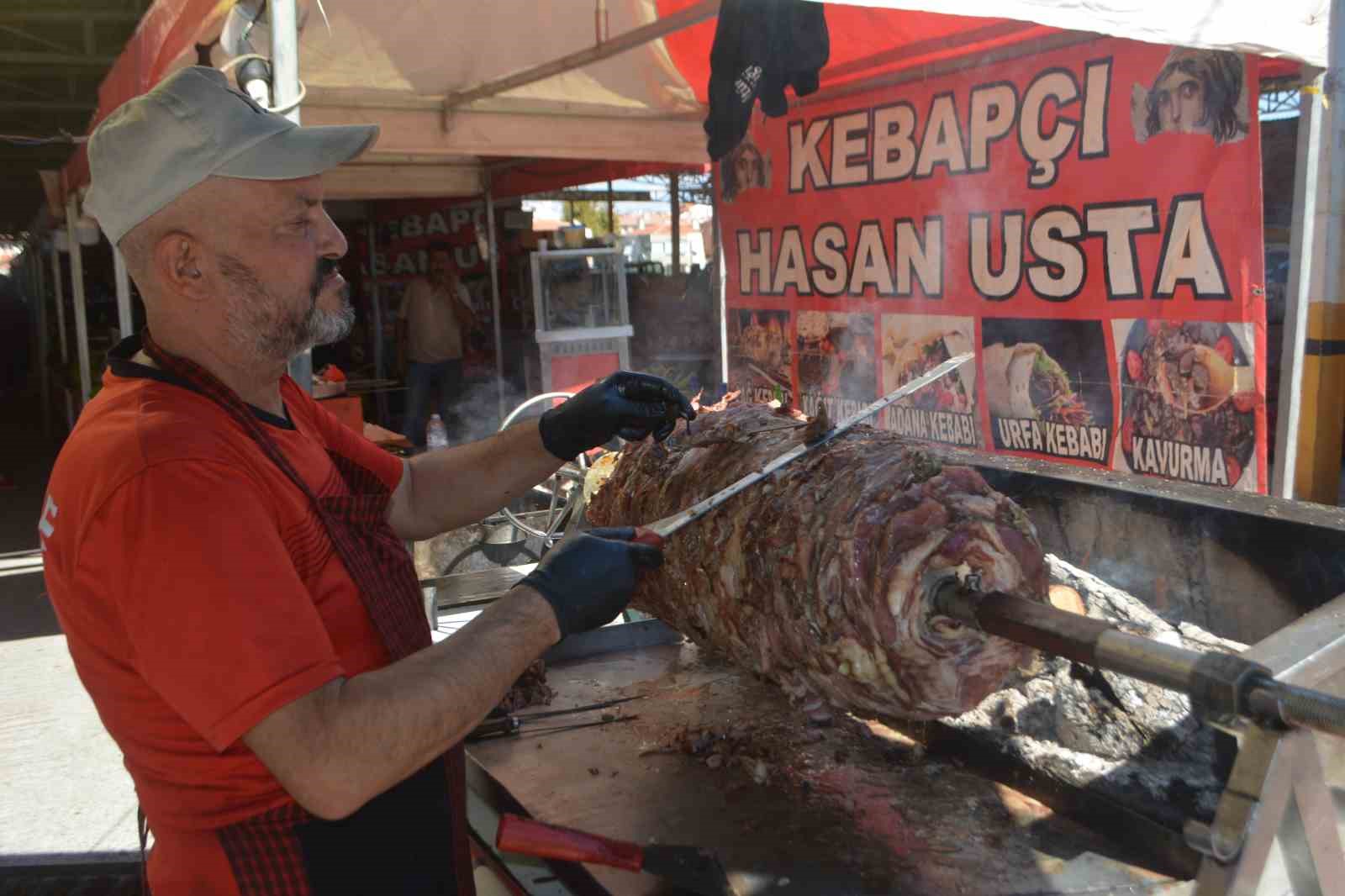 Balıkesir’de Gaziantep’in yöresel lezzetleri iştah kabartıyor