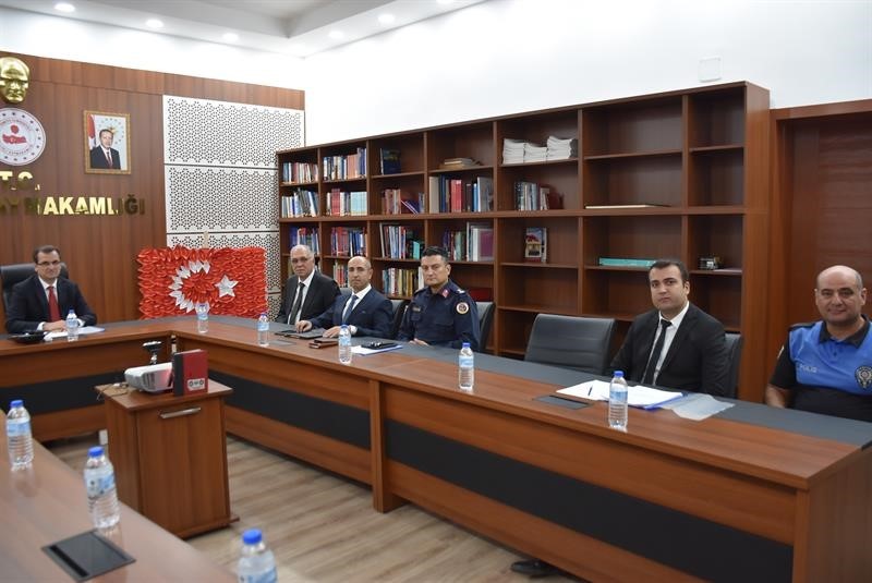 Salihli&rsquo;de metruk binalarla ilgili toplantı yapıldı
