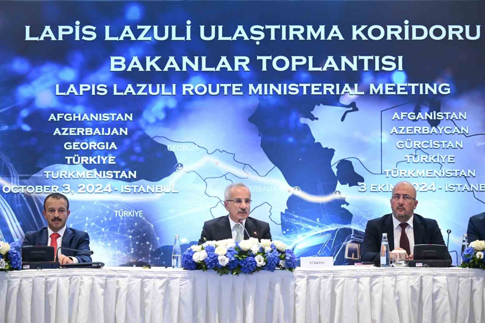 Bakan Uraloğlu: "Orta koridorun devamında ülkemizden geçen hatların kapasitelerini arttırılması için ciddi yatırımlar planlıyoruz ve hayata geçiriyoruz"