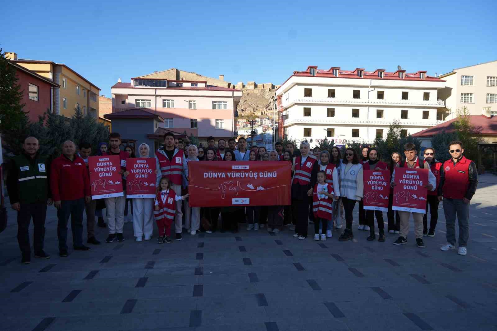 Bayburt’ta ‘Dünya Yürüyüş Günü’ dolayısıyla  yürüyüş yapıldı
