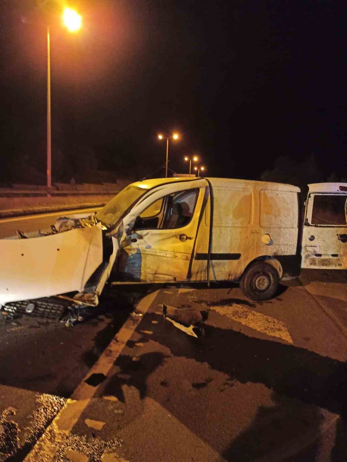 Bolu’da feci kaza: 2 ağır yaralı
