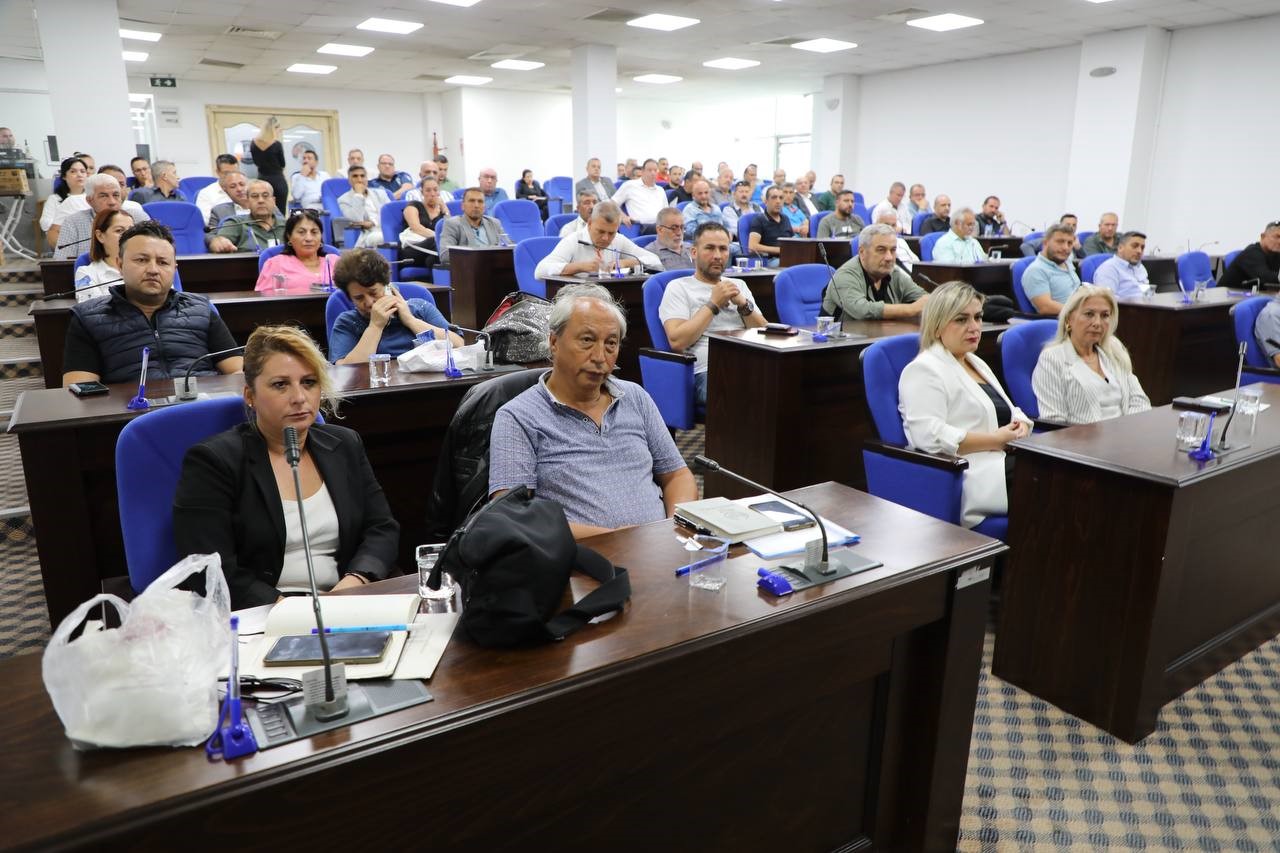 Başkan Ertaş, muhtarlar, meslek odaları ve STK&rsquo;larla bir araya geldi
