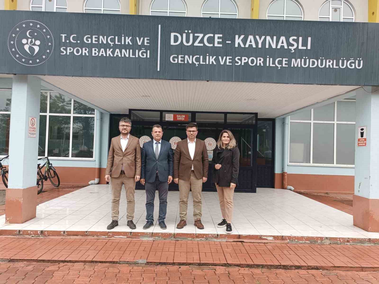 Yazıcı, Kaynaşlılı sporcular ile buluştu