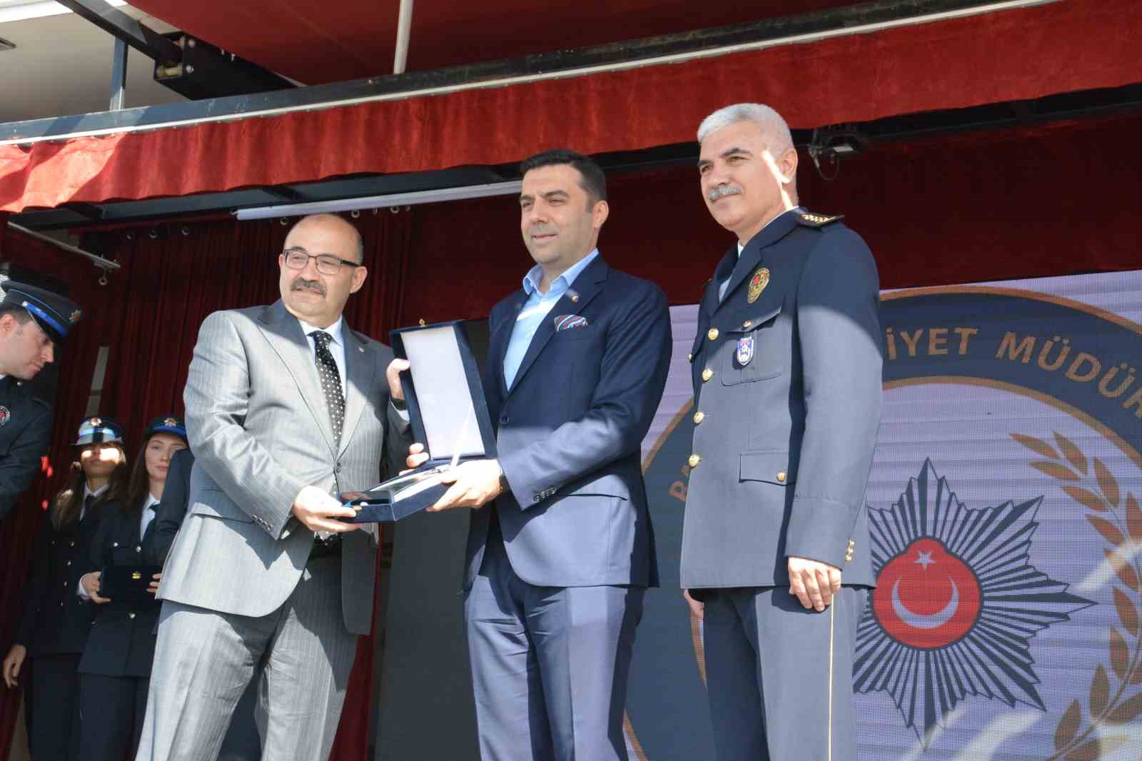 Balıkesir İl Emniyet M&uuml;d&uuml;rl&uuml;ğ&uuml; hizmetlerinde kullanılmak &uuml;zere 204 ara&ccedil; alımı yapıldı
