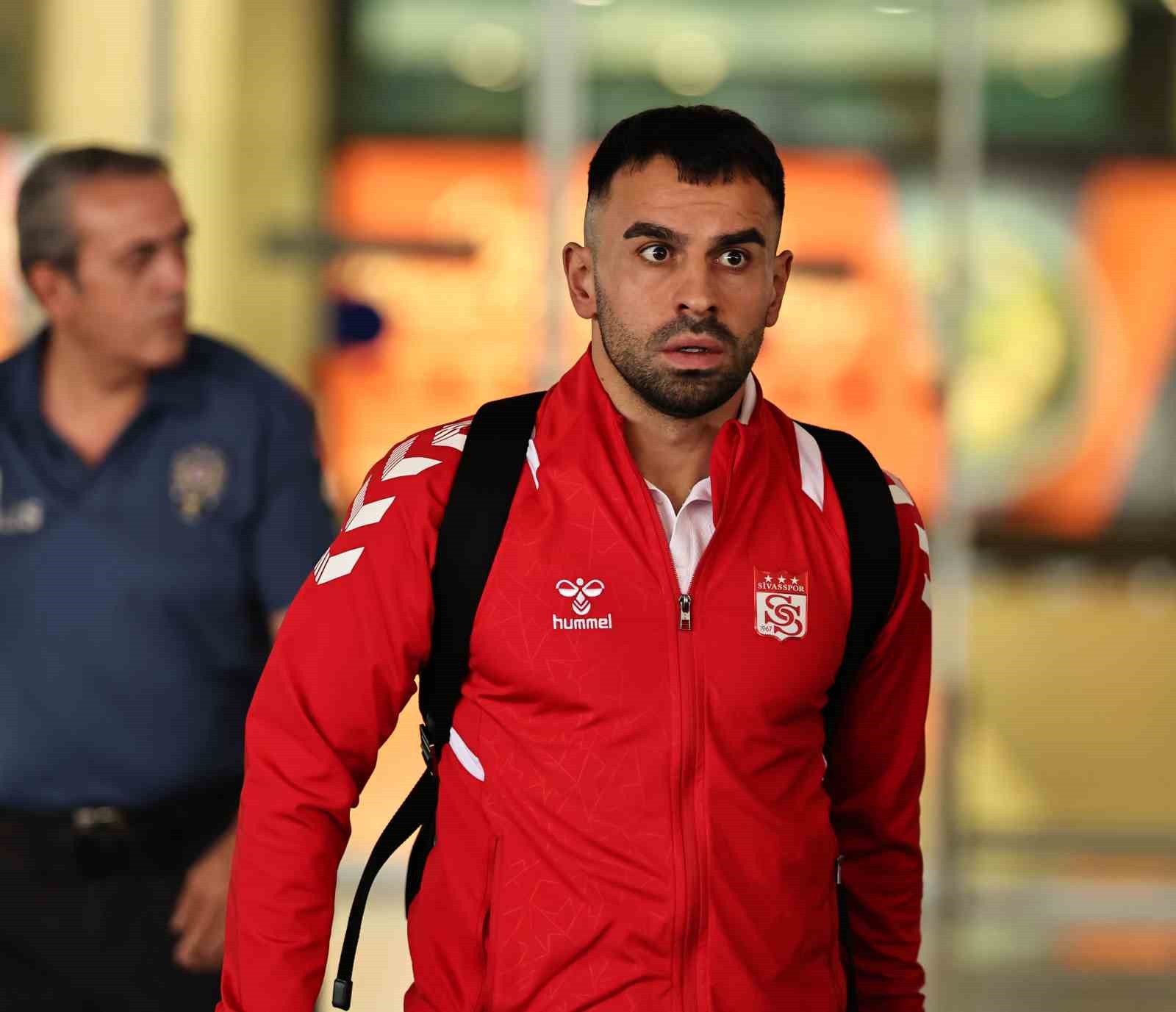 Sivasspor kafilesi İzmir’e ulaştı
