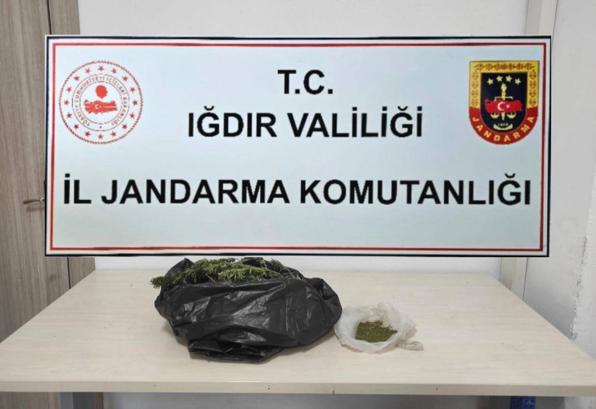 Iğdır İl Jandarma Komutanlığı’ndan kaçakçılık operasyonu: Uyuşturucu madde ele geçirildi