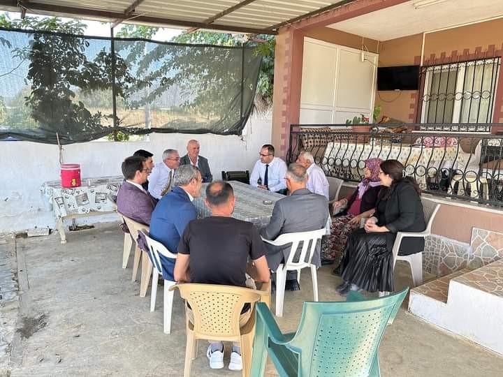 Sarıg&ouml;l Kaymakamı Dalak şehit ailesini ziyaret etti
