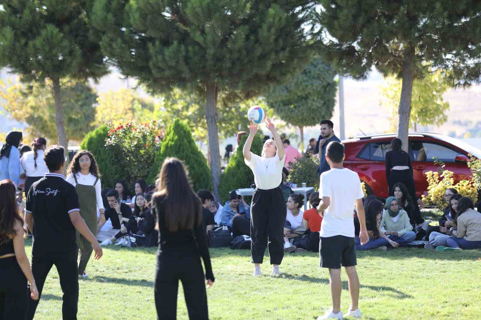 Hasan Kalyoncu Üniversitesi’nde ‘Oryantasyon’ heyecanı yaşandı