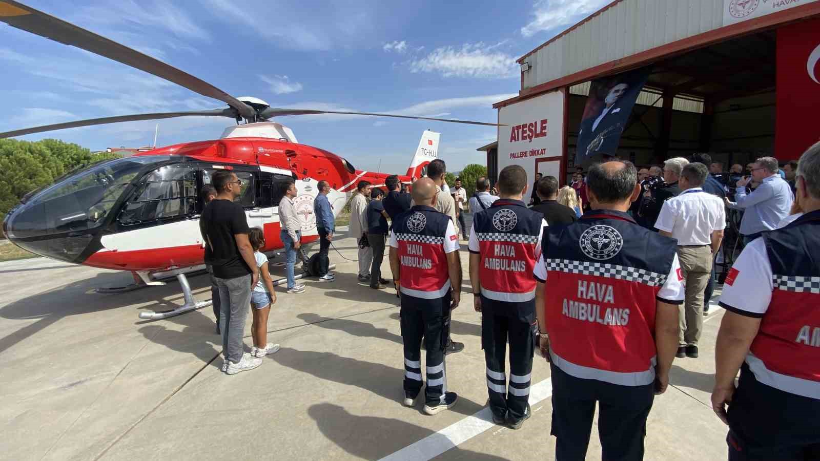 &Ccedil;anakkale&rsquo;de ambulans helikopter g&ouml;reve başladı
