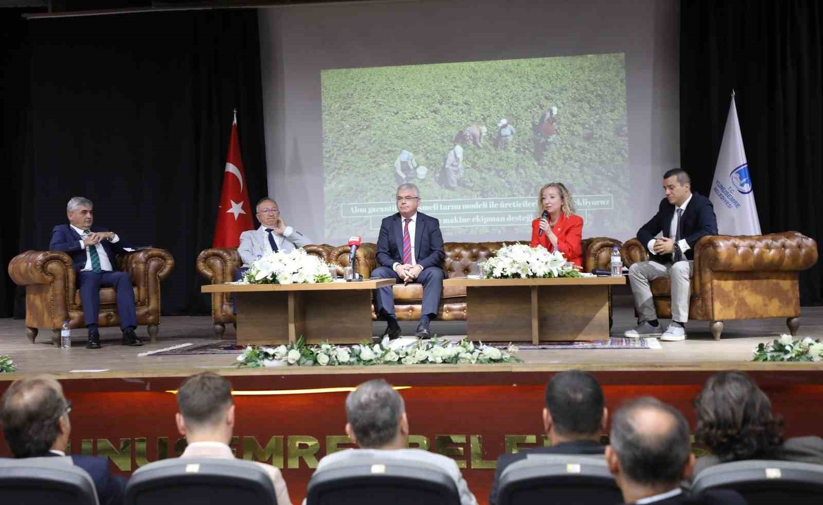 Yunusemre&rsquo;de tarımın ve &uuml;reticilerin sorunları masaya yatırıldı
