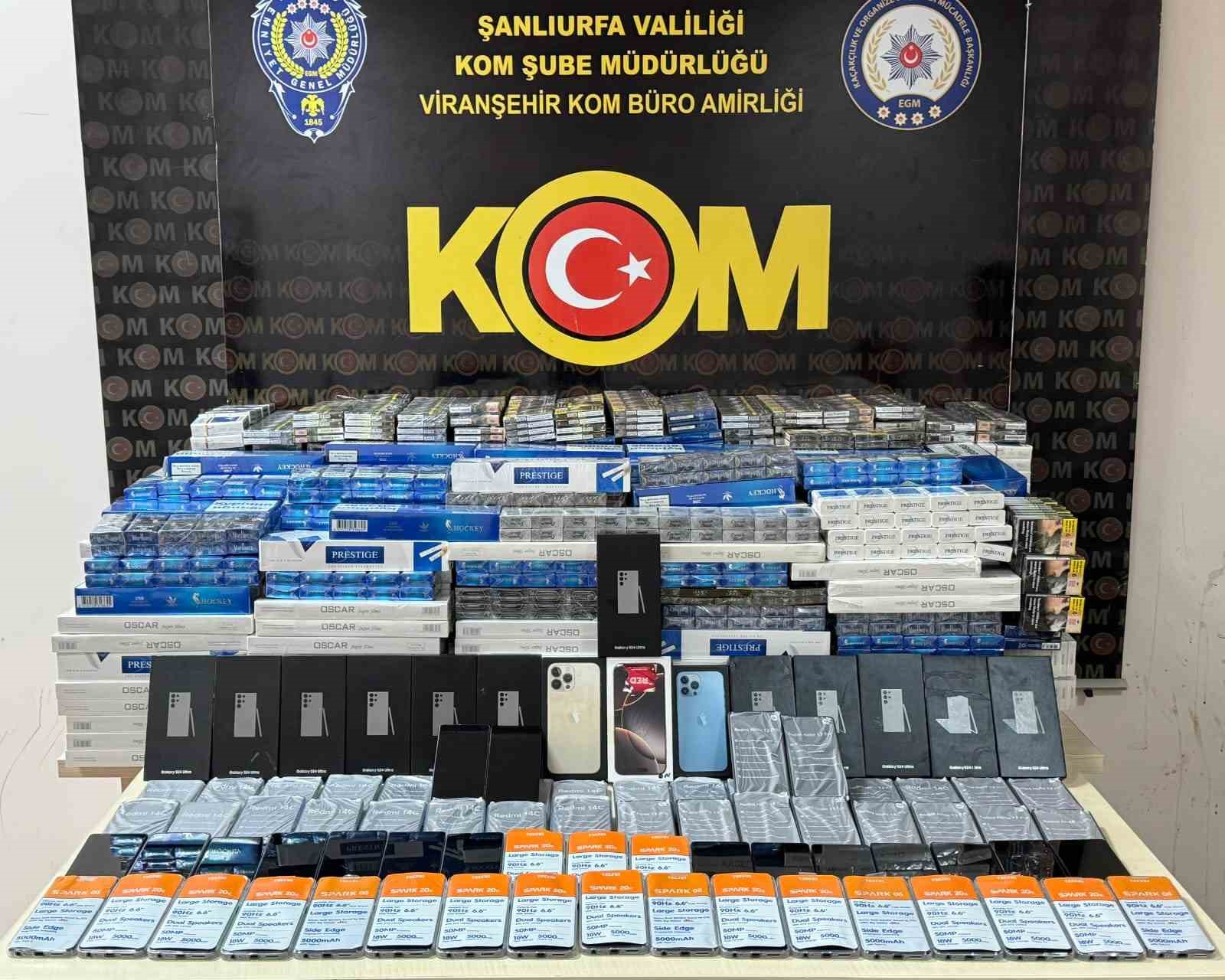 Viranşehir’de 85 kaçak cep telefonu ile 5 bin paket sigara ele geçirildi