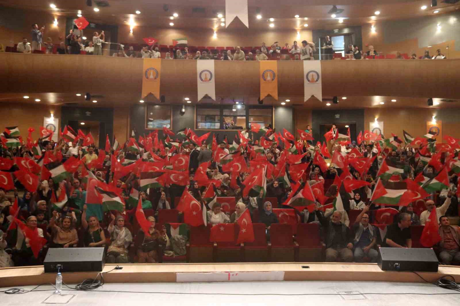 İSTOK Dönem Başkanı Temur: &quot;Sanıyorlar ki bu zulüm devranı böyle sürüp gidecek&quot;