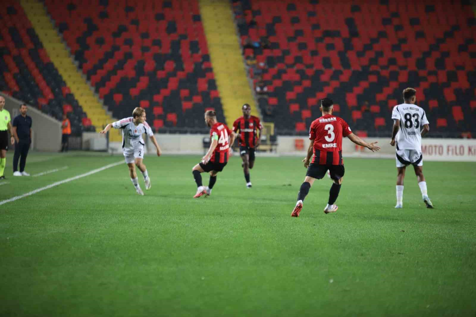 Trendyol Süper Lig: Gaziantep FK: 0 - Beşiktaş: 0 (Maç devam ediyor)
