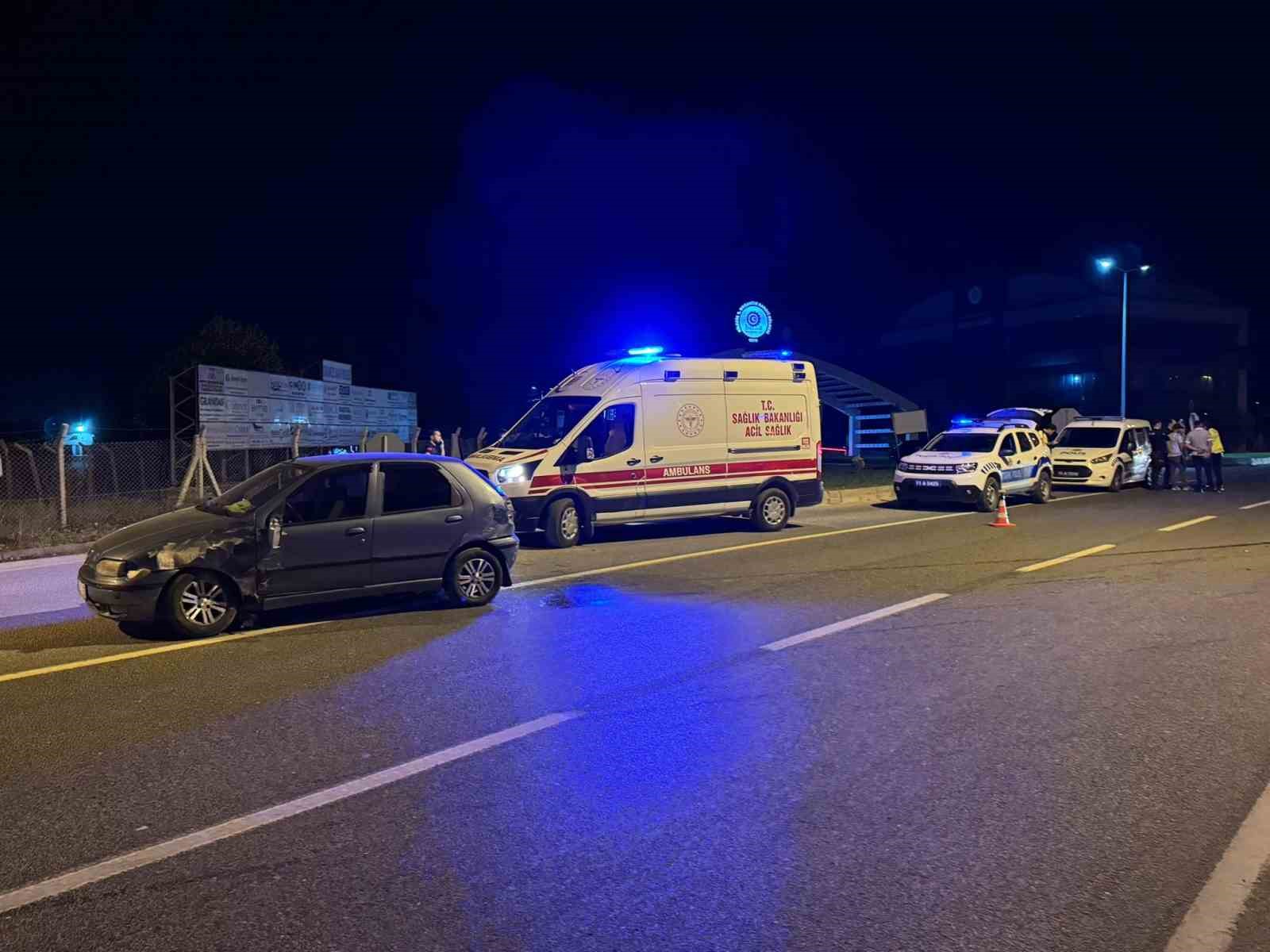Bilecik&rsquo;te kamyonet ile otomobil &ccedil;arpıştı:1 yaralı
