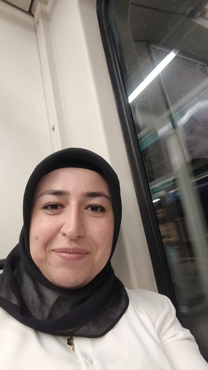 &Ccedil;ocuğunun g&ouml;zleri &ouml;n&uuml;nde &ouml;ld&uuml;r&uuml;len anne Bursa&rsquo;da toprağa verildi
