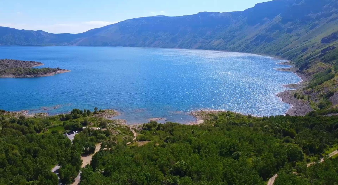 Nemrut’un maskotu bozayılar ve ekosistem tehlike altında
