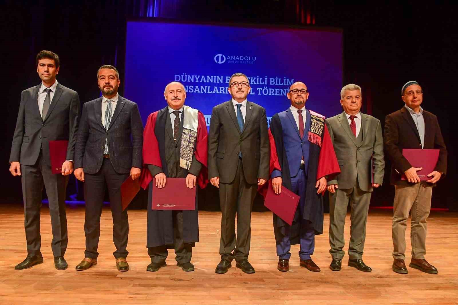 BŞEÜ Rektörü Kaplancıklı’ya üstün başarı ödülü