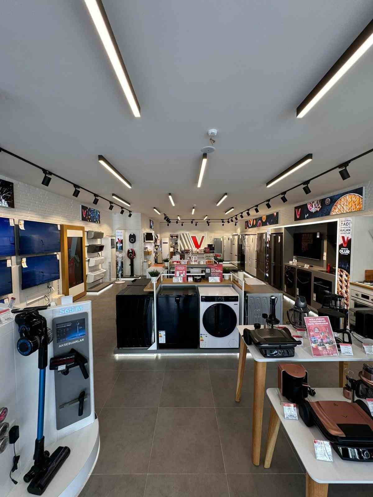 Vestel İzmir&rsquo;de yedi ekspres mağaza a&ccedil;tı
