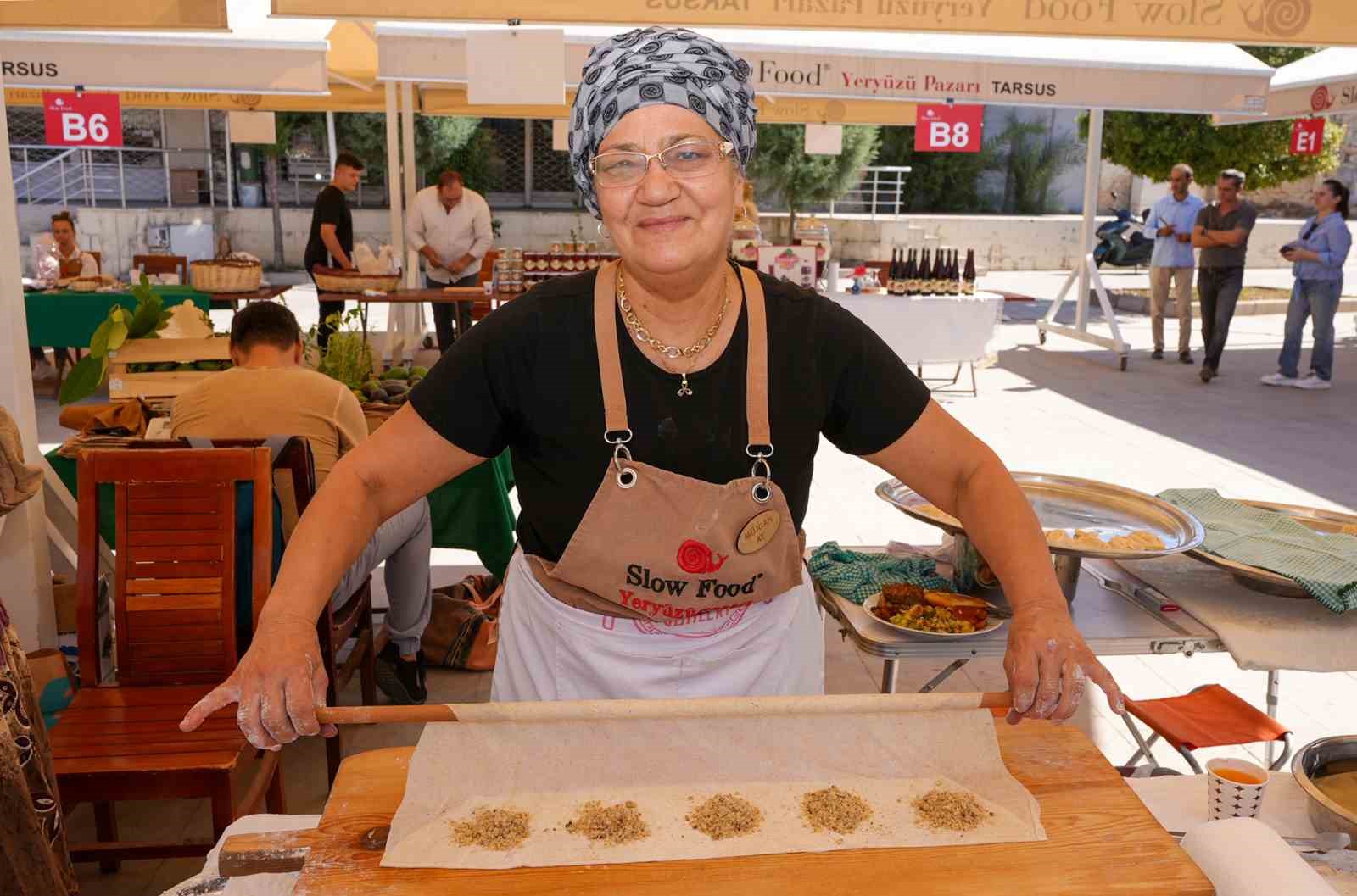 Tarsus’ta ’Slow Food Yeryüzü Pazarı’ yeni sezona ’merhaba’ dedi