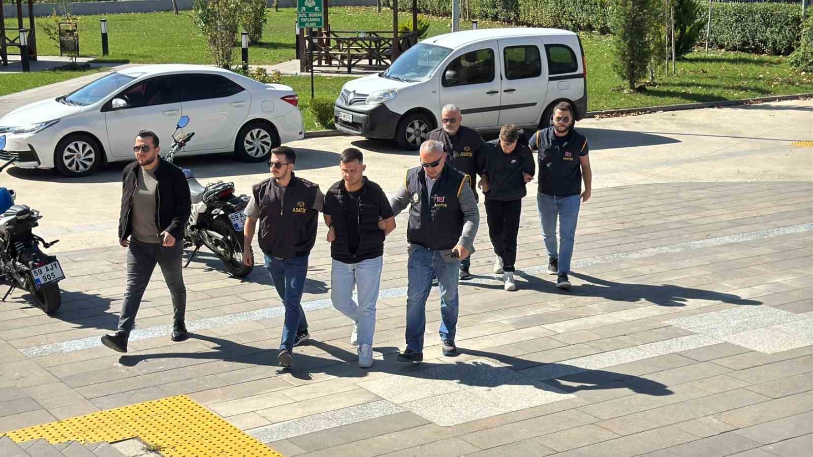 Tekirdağ’da çıkan tartışmada 18 yaşındaki genç bıçaklanarak hayatını kaybetti