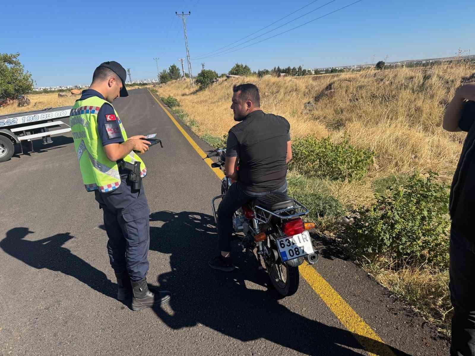 Motosiklet denetiminde 196 sürücüye para cezası
