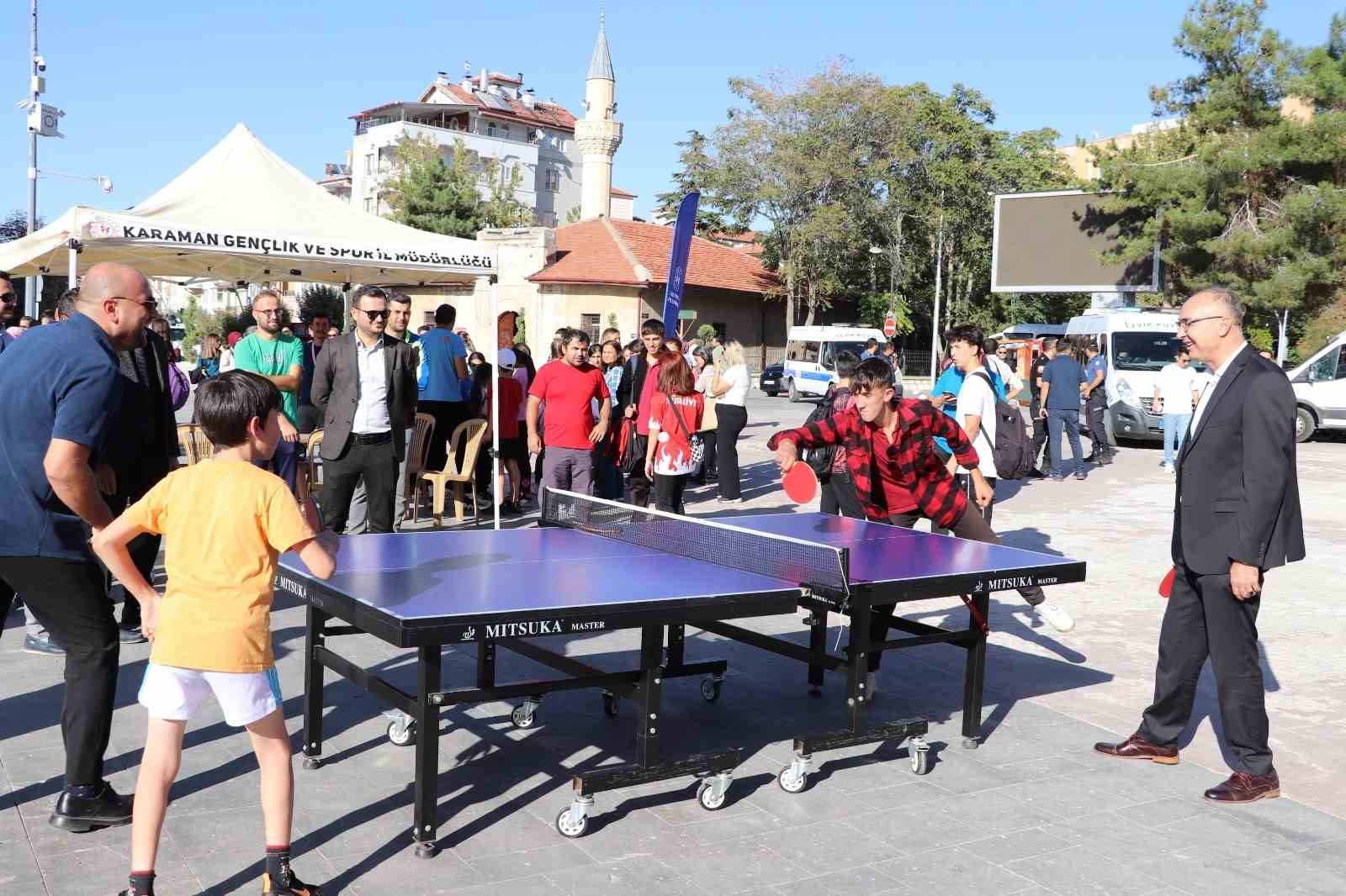 Karaman’da “Amatör Spor Haftası” etkinlikleri kortej yürüyüşü ile başladı
