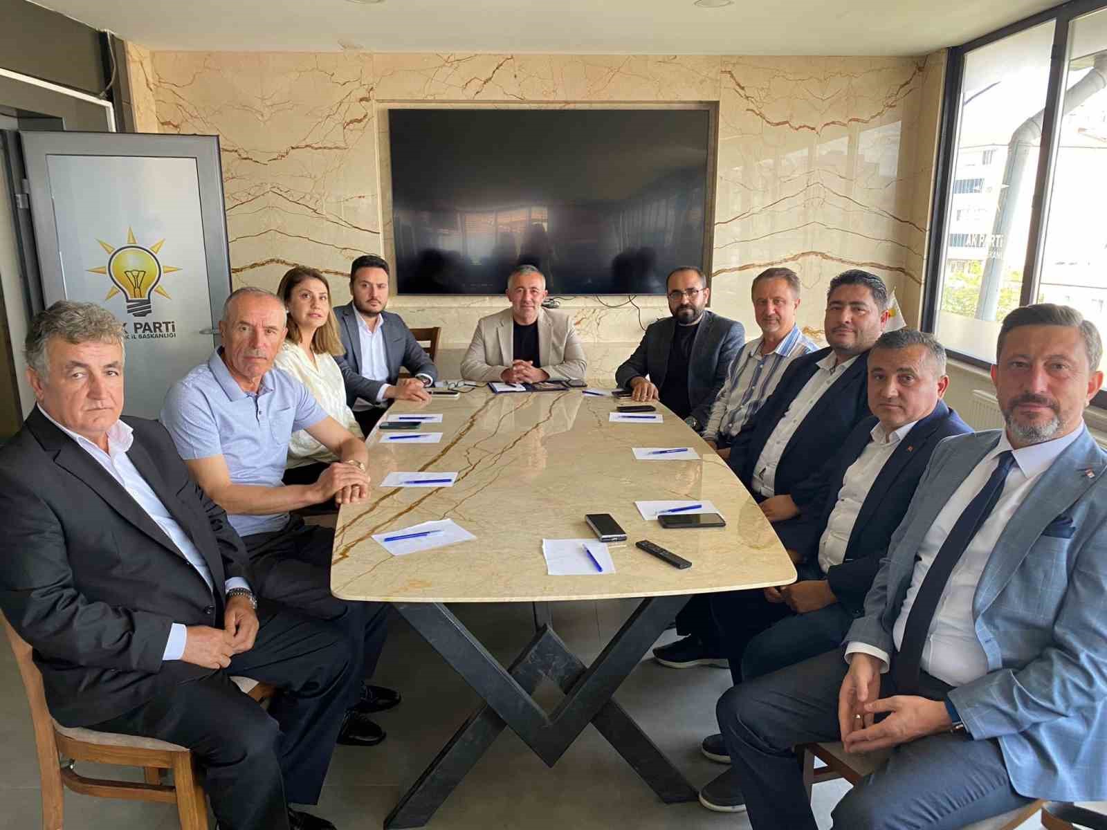 AK Parti Bilecik İl Başkanı Yıldırım: "42 binden fazla masum Filistinli sivil İsrail’in acımasız ve insanlık dışı saldırılarında şehit düştü"