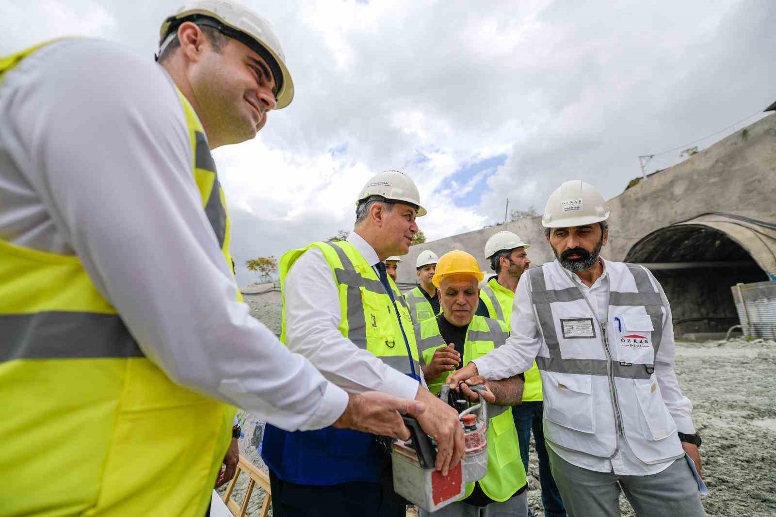 Buca Onat T&uuml;neli&rsquo;nde kazıların y&uuml;zde 80&rsquo;i tamamlandı
