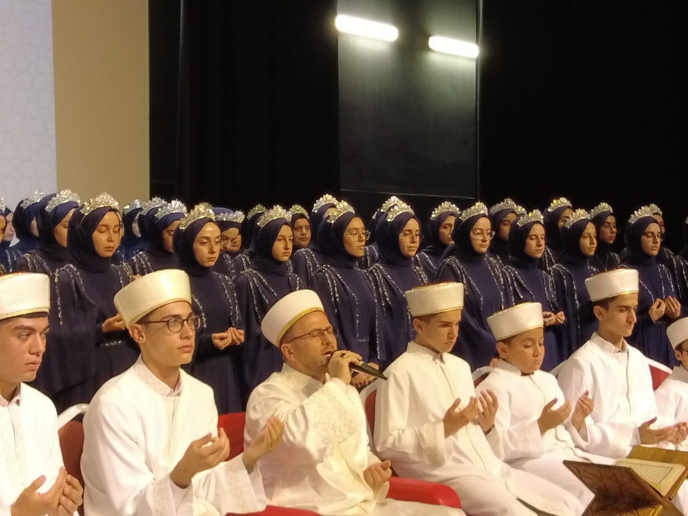 Adıyaman&rsquo;da 124 hafız icazetlerini aldı
