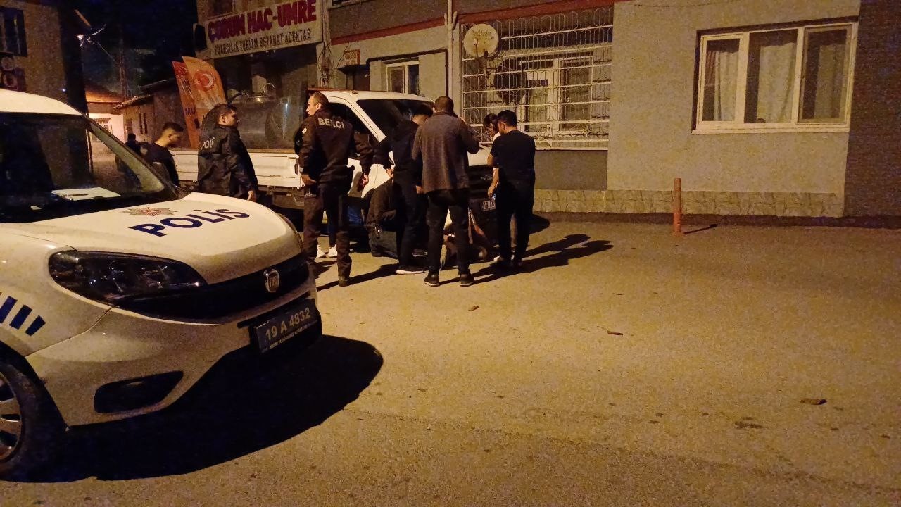 &Ccedil;orum&rsquo;da iş yerine ateş a&ccedil;ıldı: 1 yaralı
