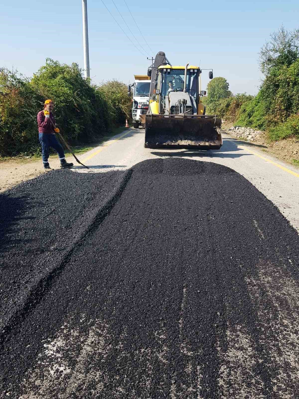 Karadere hasanağa köyünde yollar kışa hazır