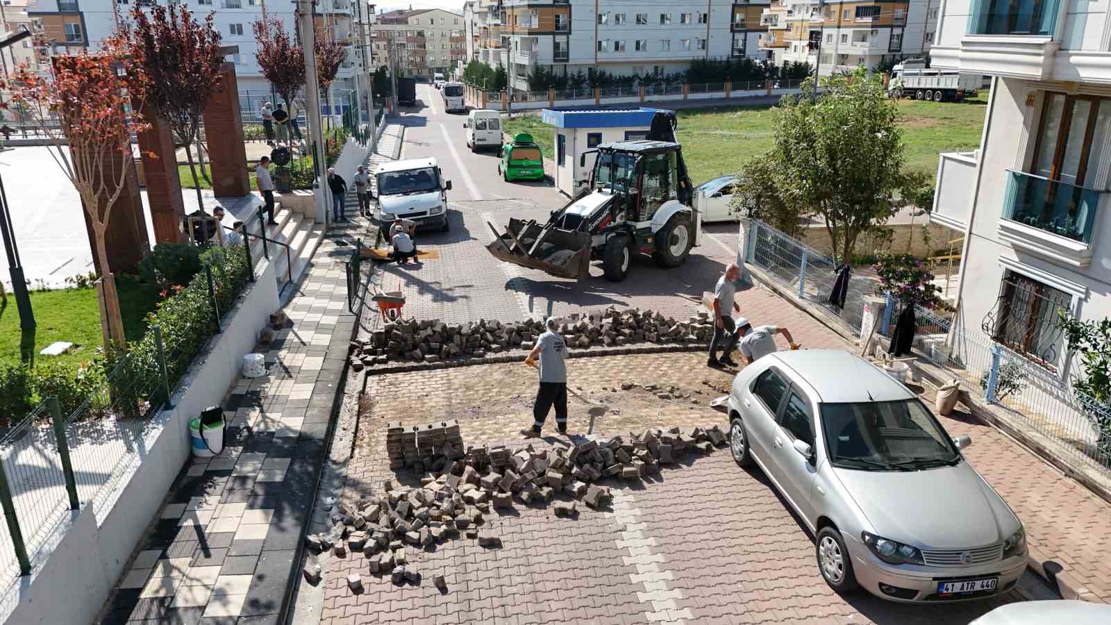 Darıca’da kış öncesi yollarda hummalı çalışma