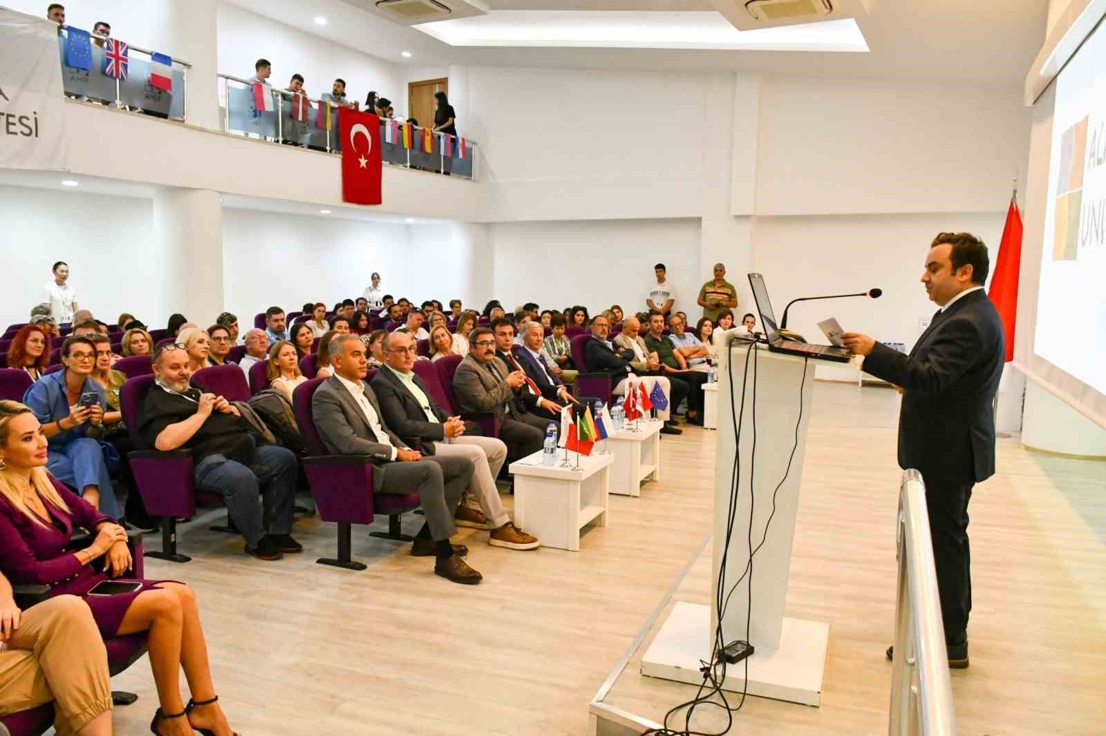 Alanya Üniversitesi’nde &quot;Moving Forward 3rd International Week&quot; coşkusu