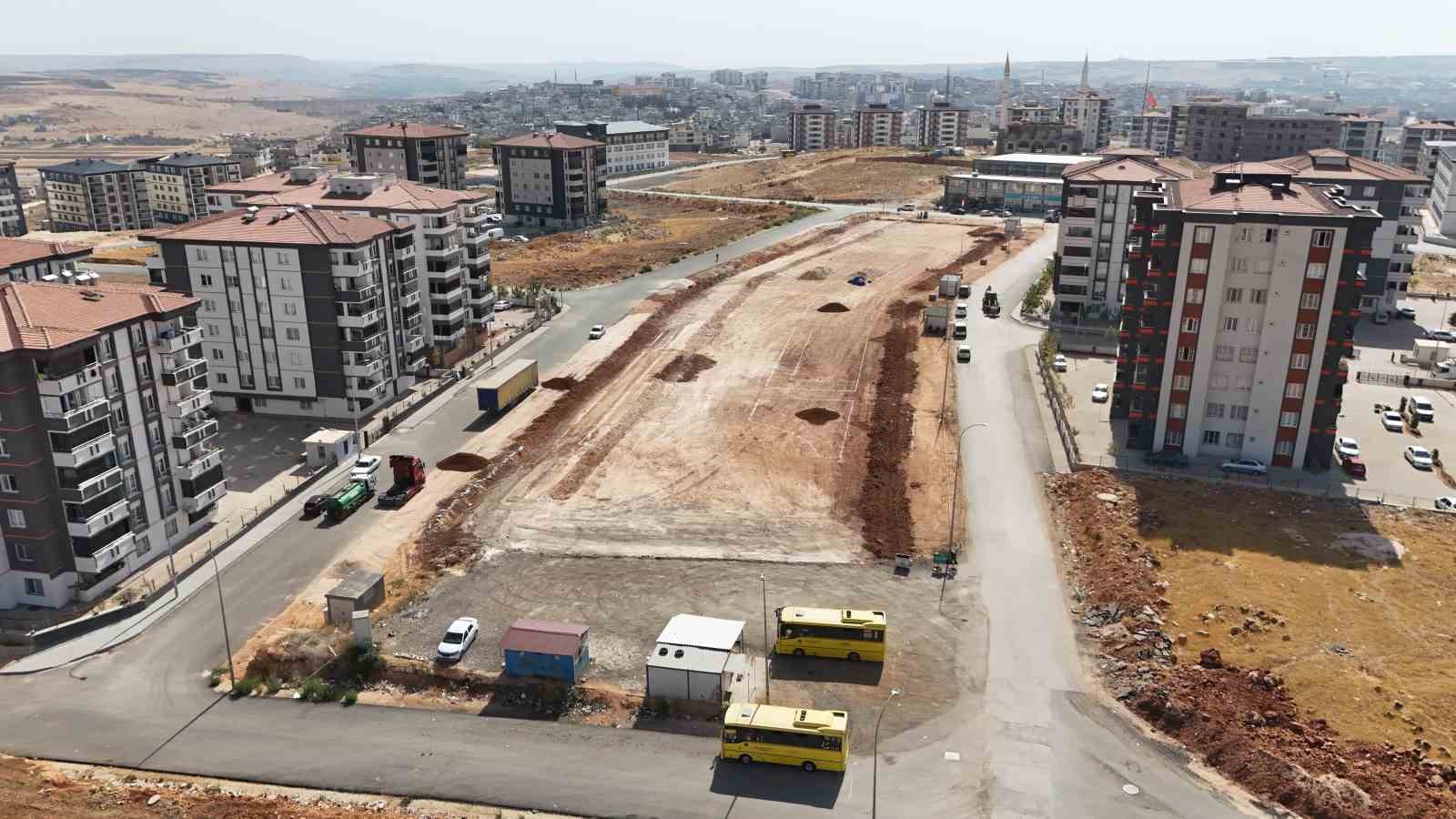 Sacır ve Göktürk Mahallesi’nde park yapımı başladı