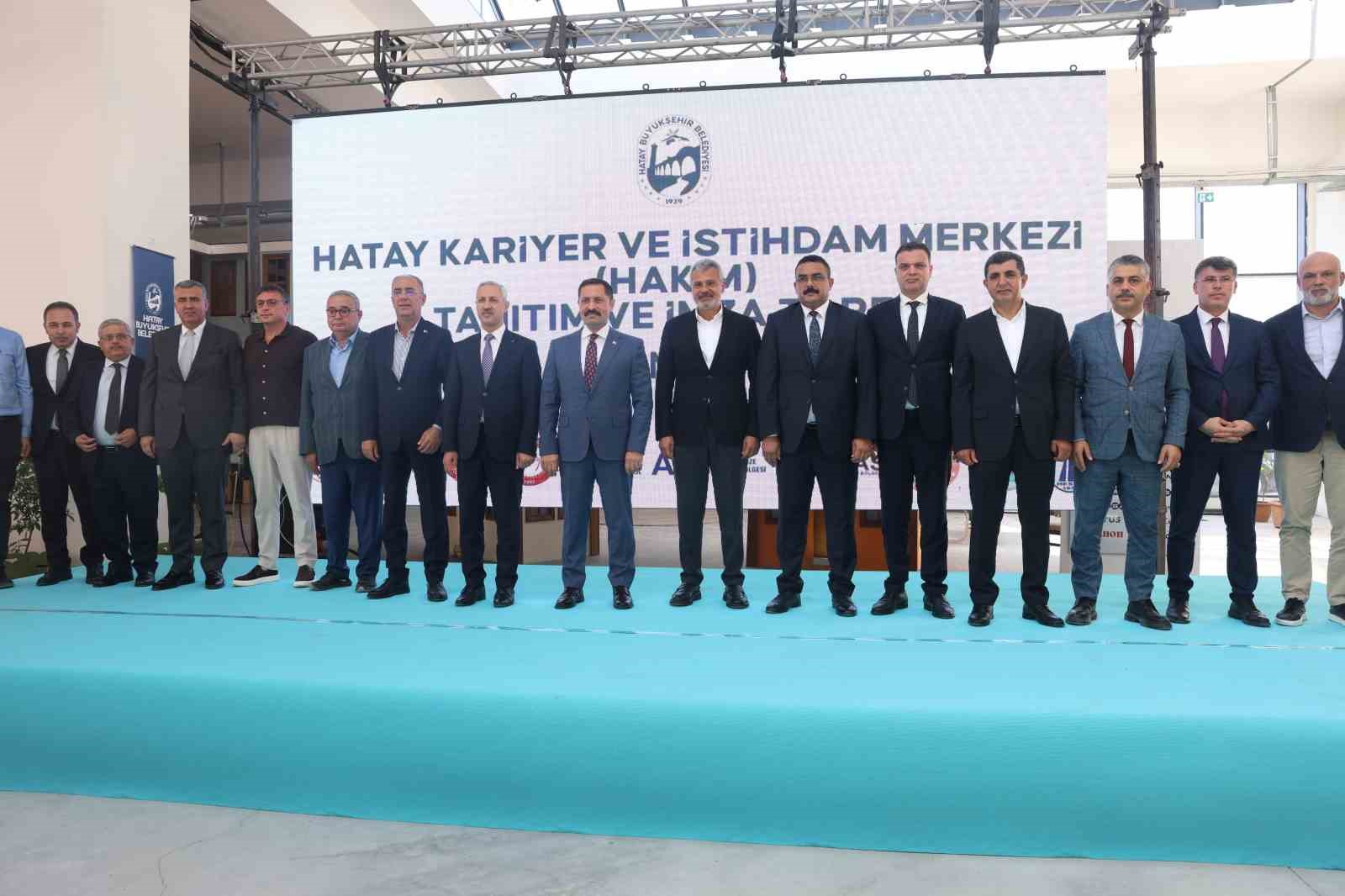 Hatay Büyükşehir Belediyesi’nden gençlerin mesleki planlarını değiştirecek proje
