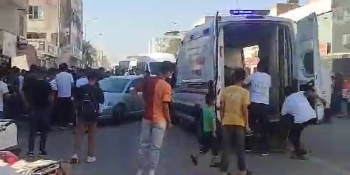 &Ccedil;arptığı otomobilin camına ok gibi saplandı
