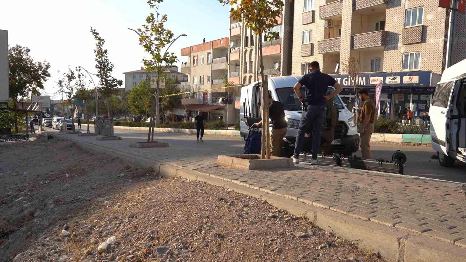 Şırnak’ta şüpheli paket fünyeyle patlatıldı