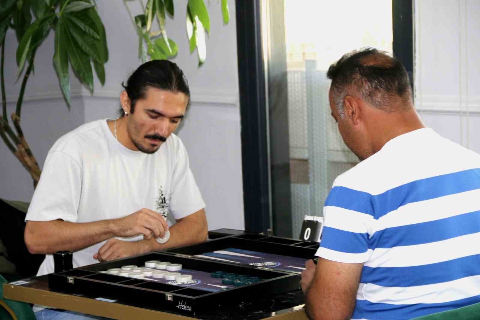 K&uuml;tahya OSB&rsquo;de tavla turnuvası
