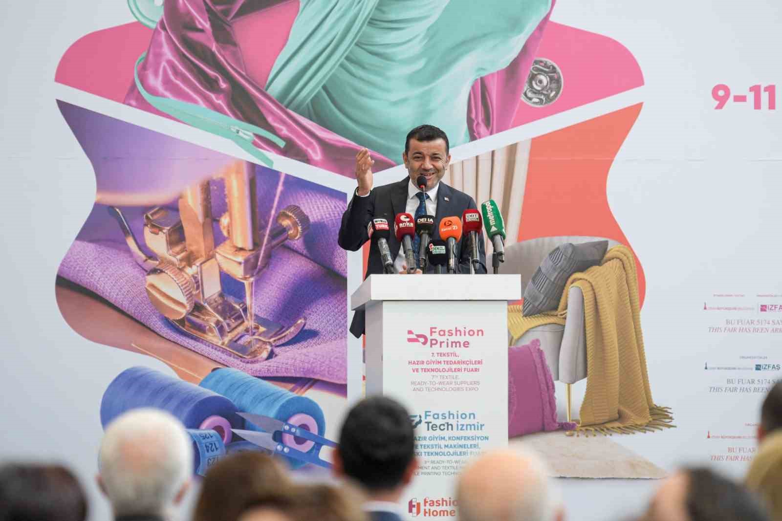 Başkan &Ccedil;avuşoğlu, Denizlili tekstilcileri İzmir&rsquo;de yalnız bırakmadı

