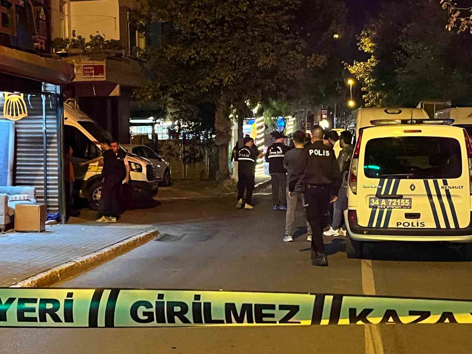 Avcılar’da bir evin bodrum katında law silahı bulundu