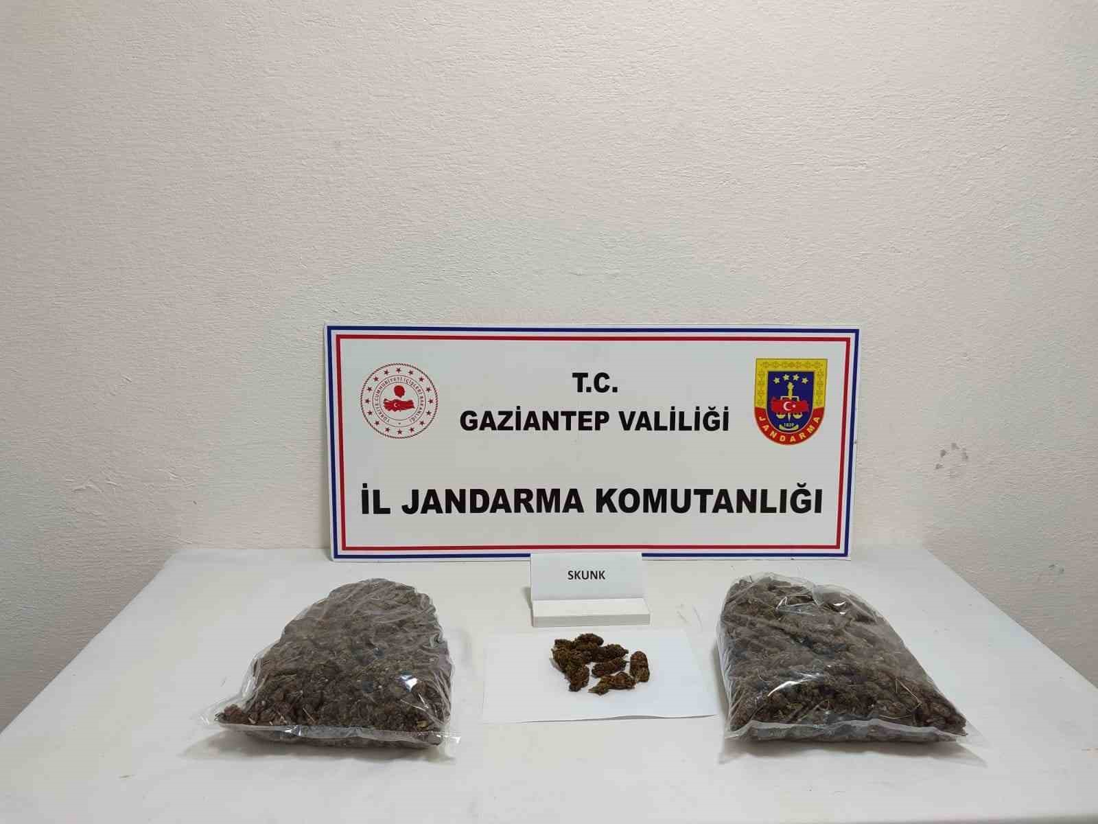 Gaziantep’te 5 kilo skunk ele geçirildi: 1 şahıs tutuklandı